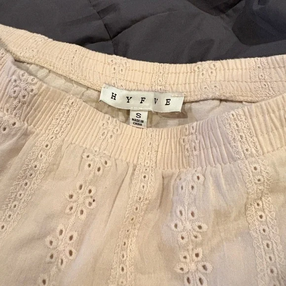 Cream Ruffle Skirt! - Picture 3 of 3